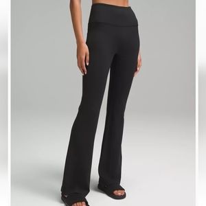 Lululemon Groove Flared Leg Leggings Black